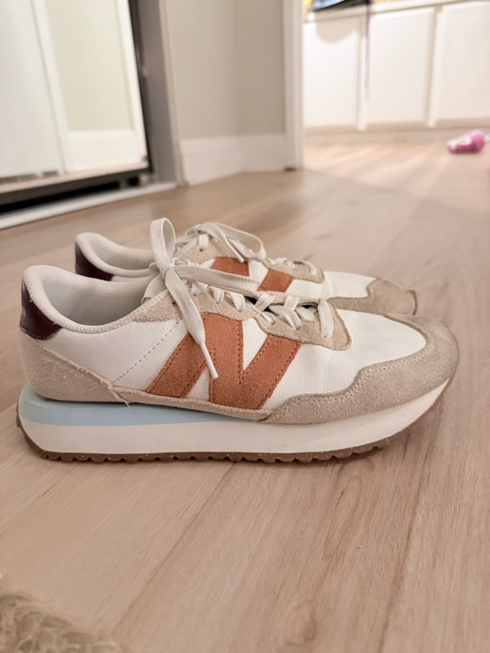New Balance 237 Sea Salt & Copper Women's Sneakers - Picture 4 of 5